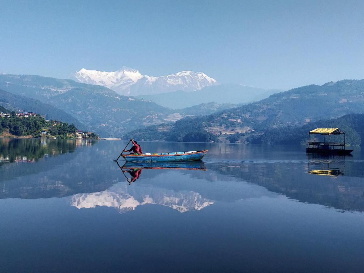 Pokhara Youth Hostel Экстерьер фото