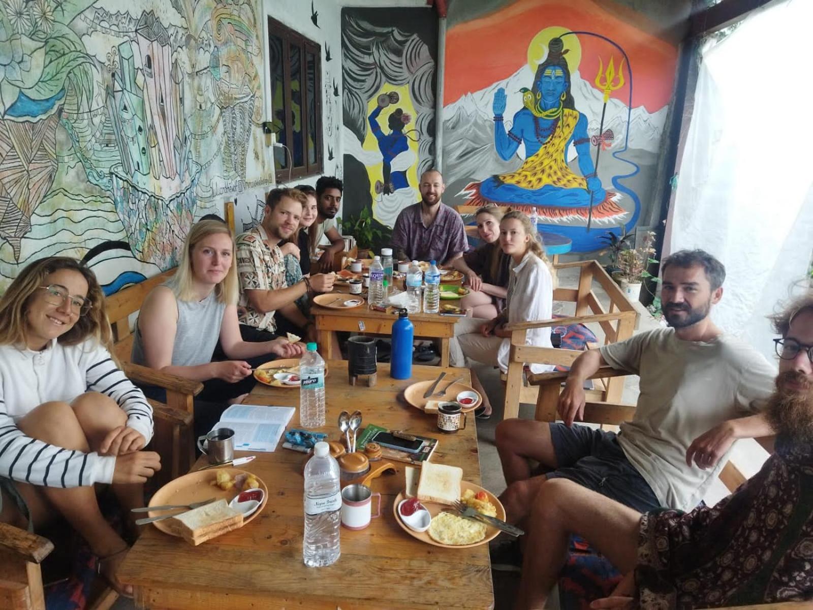 Pokhara Youth Hostel Экстерьер фото
