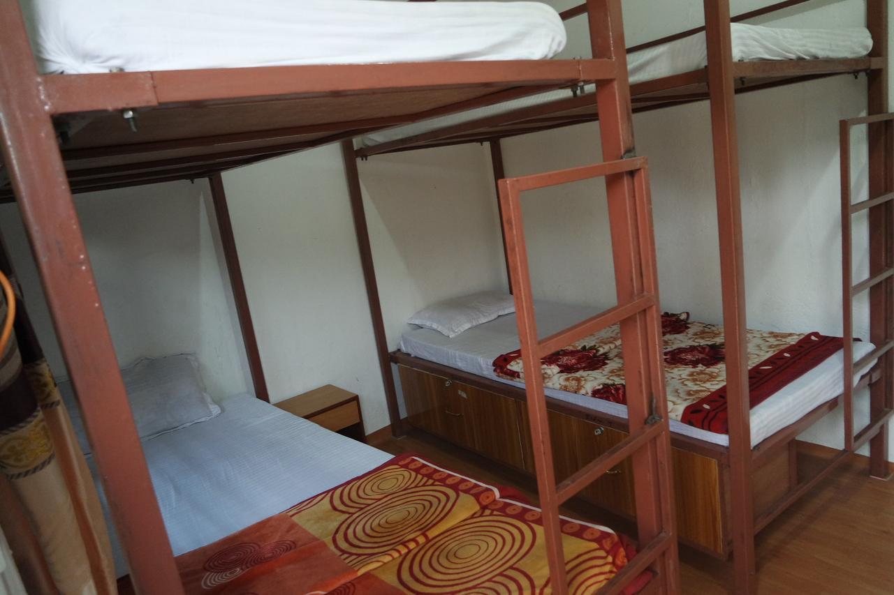 Pokhara Youth Hostel Экстерьер фото