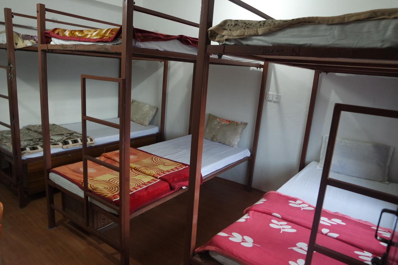 Pokhara Youth Hostel Экстерьер фото