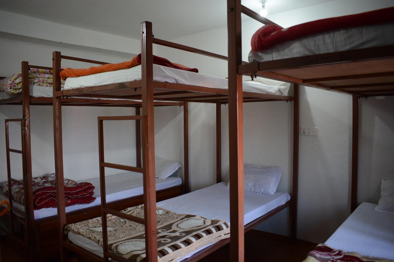 Pokhara Youth Hostel Экстерьер фото