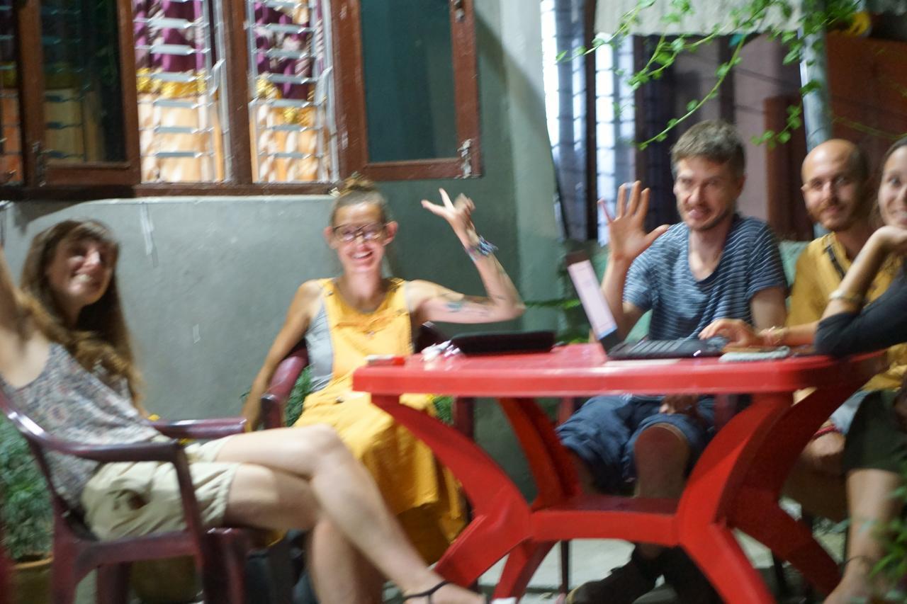 Pokhara Youth Hostel Экстерьер фото