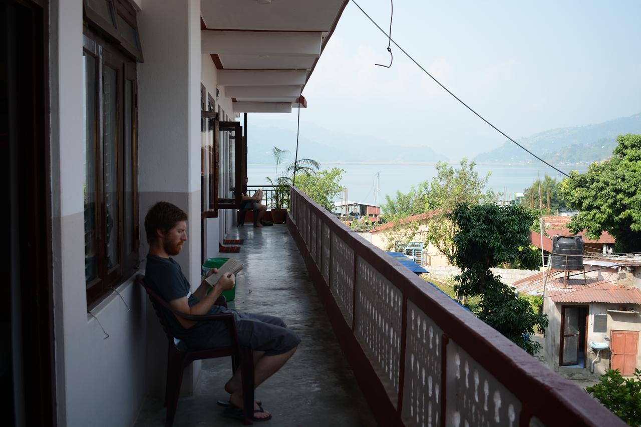 Pokhara Youth Hostel Экстерьер фото
