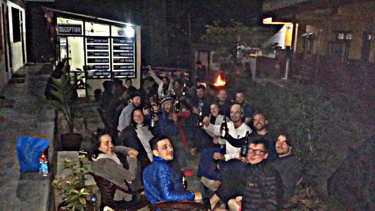 Pokhara Youth Hostel Экстерьер фото
