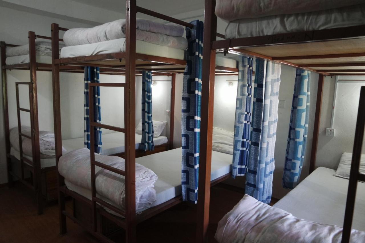 Pokhara Youth Hostel Экстерьер фото