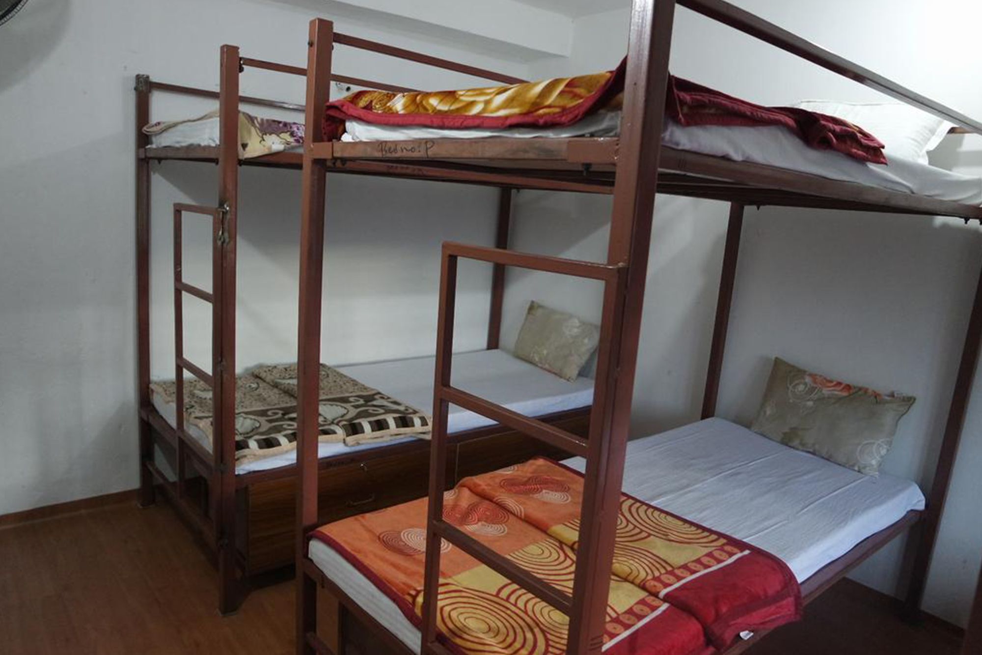 Pokhara Youth Hostel Экстерьер фото